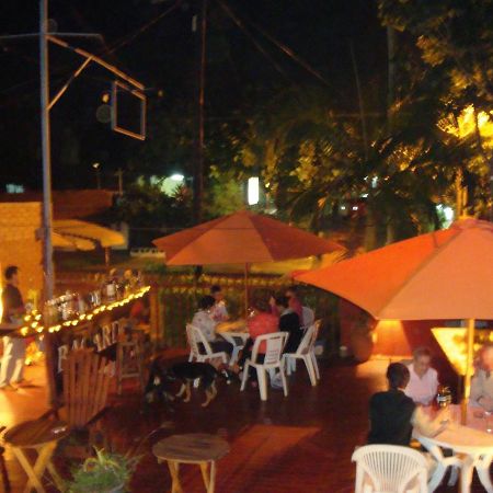 Residencial Uno Hostel Puerto Iguazú Kültér fotó